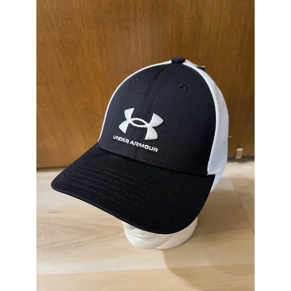 NWT Under Armour Boys Baseball Cap Black White Logo Youth Adjustable Hat